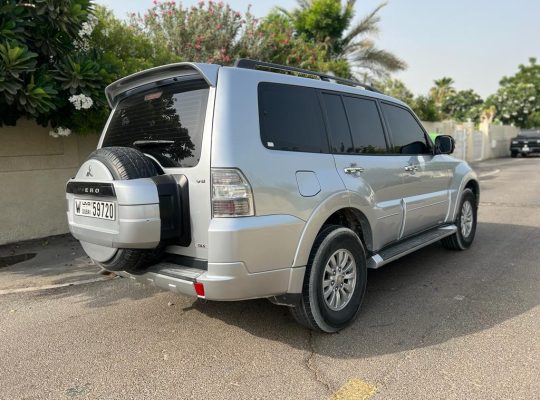 Pajero 2013 model