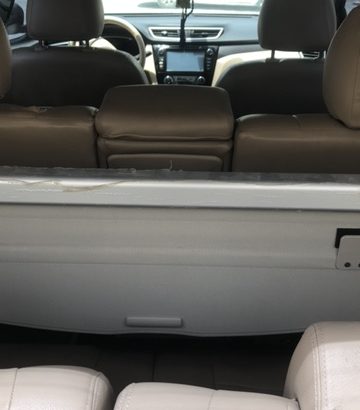 NISSAN x-TRAIL 2016 MODEL(137,000KM), 7 SEATER ,LEATHER SEAT COVER. FULL NISSAN SERVICE HISTORY , GCC SPECS, ACCIDENT FREE,