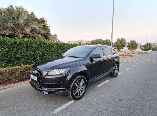 2013 Audi Q7 Standard 3.0L | GCC specifications | 110000 KMS ONLY