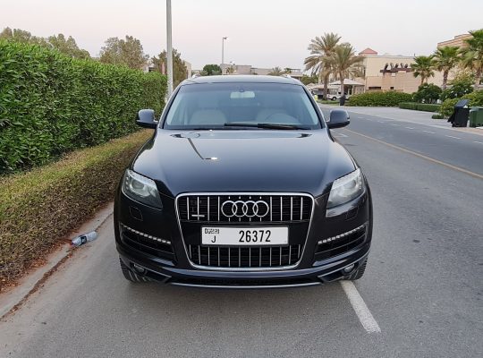 2013 Audi Q7 Standard 3.0L | GCC specifications | 110000 KMS ONLY