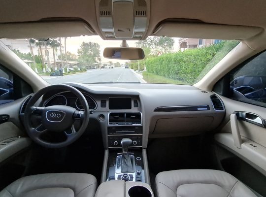2013 Audi Q7 Standard 3.0L | GCC specifications | 110000 KMS ONLY
