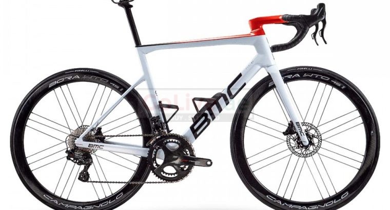 2022 BMC Teammachine SLR01 TEAM Road Bike (Dreambikeshop)