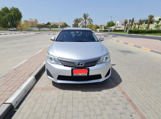 TOYOTA CAMRY 2012, 81000 KMS ONLY