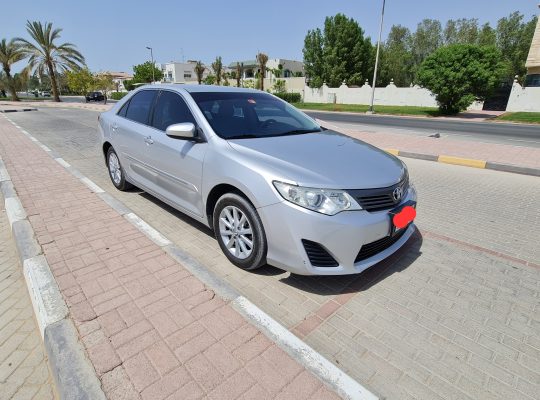 TOYOTA CAMRY 2012, 81000 KMS ONLY