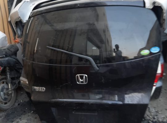 RUKN AL KAWAKEB ,HONDA,USED AUTO SPARE PARTS TR. (Used auto parts, Dealer, Sharjah spare parts Market)