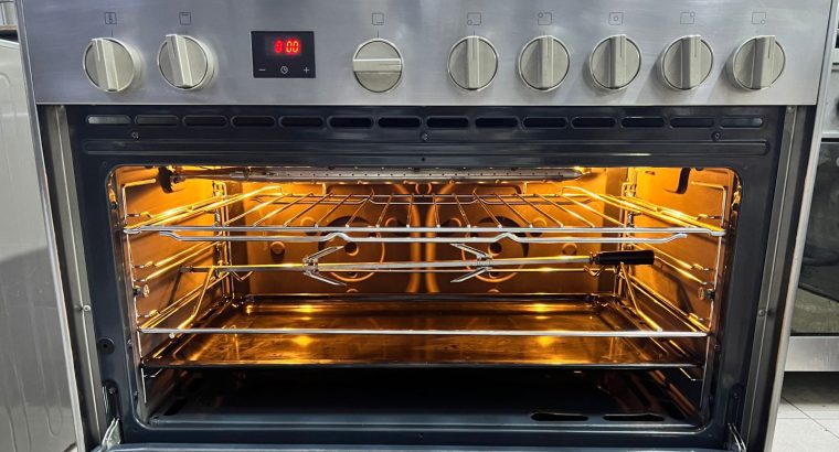 Bosch Brand Gas Cooker 90 x 60 cm With Fan Oven