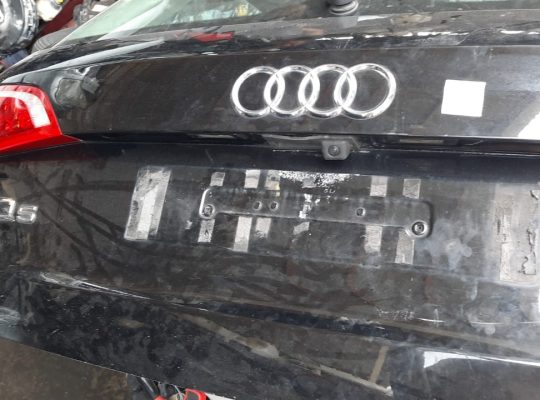 DAR UL MUROOJ ,AUDI, USED AUTO SPARE PARTS TR. (Used auto parts, Dealer, Sharjah spare parts Market)
