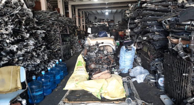 OSAKA CITY USED CARS & HONDA,TOYOTA SPARE PARTS TR. (Used auto parts, Dealer, Sharjah spare parts Market)