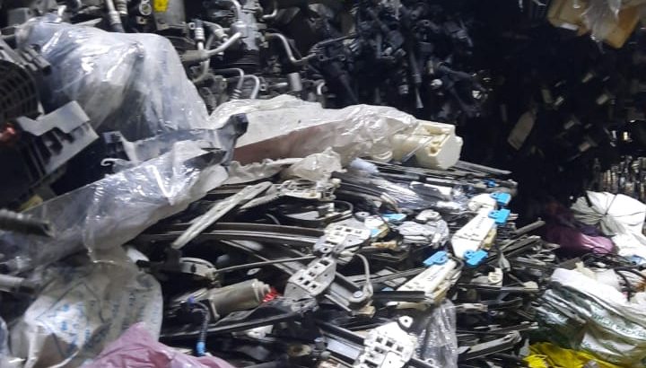 SULTAN HASSAN BIN TOUQ ,BMW,FORD,HONDA,KIA, USED AUTO SPARE PARTS TR. (Used auto parts, Dealer, Sharjah spare parts Market)