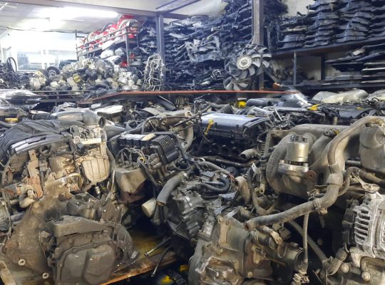 AL ISHFAQ ,AUDI,BMW,LEXUS,VOLKSWAGEN,USED AUTO SPARE PARTS TR. Used auto parts, Dealer, Sharjah spare parts Market