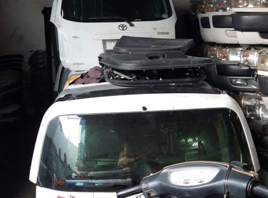 NUJOOM AL SAHRAA TOYOTA USED CARS & SPARE PARTS TR. (Used auto parts, Dealer, Sharjah spare parts Market)