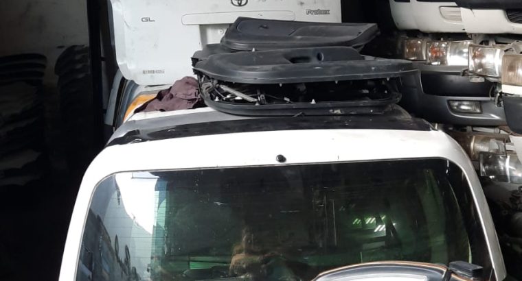 NUJOOM AL SAHRAA TOYOTA USED CARS & SPARE PARTS TR. (Used auto parts, Dealer, Sharjah spare parts Market)