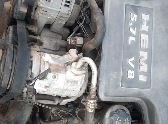 AL WAARD ,CHEVROLET,DODGE,GMC AUTO USED SPARE PARTS TR. (Used auto parts, Dealer, Sharjah spare parts Markets)