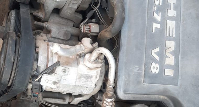 AL WAARD ,CHEVROLET,DODGE,GMC AUTO USED SPARE PARTS TR. (Used auto parts, Dealer, Sharjah spare parts Markets)