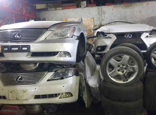 AL BARJEEL LEXUS USED CARS & SPARE PARTS TR. (Used auto parts, Dealer, Sharjah spare parts Market)
