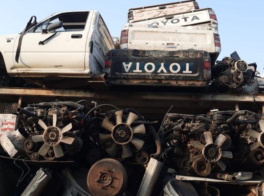 BURJ AL NEJOOM TOYOTA USED AUTO SPARE PARTS TR. (Used auto parts, Dealer, Sharjah spare parts Market)