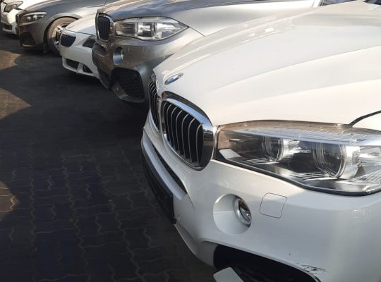 TAREEQ ALWALDI , BMW USED AUTO SPARE PARTS TR. (Used auto parts, Dealer, Sharjah spare parts Markets)