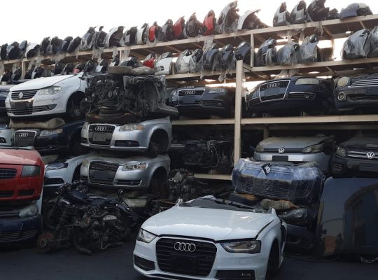 AL DAHEEN AUDI,MINI,PEUGEOT,VOLKSWAGEN,USED CARS & SPARE PARTS TR. (Used auto parts, Dealer, Sharjah spare parts Market)