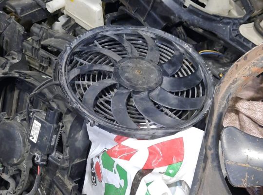 MOHD. HADRAT KIA, NISSAN,TOYOTA,CHEVROLET USED CARS & SPARE PARTS TR. (Used auto parts, Dealer, Sharjah spare parts Market)