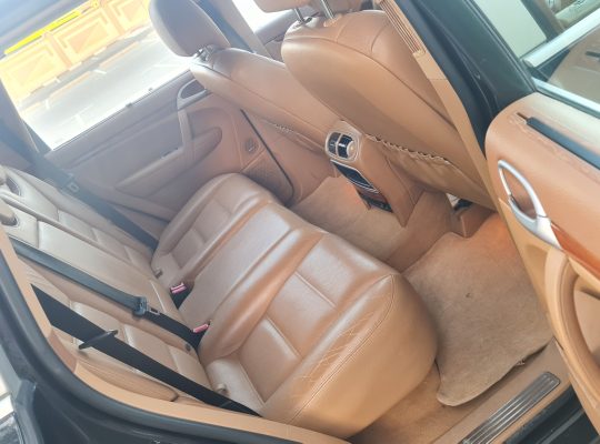 PORSCHE CAYENNE S 2009 GCC V8 SINGLE OWNER ACCIDENT FREE