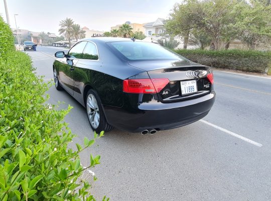 AUDI A5 2013, 2.0L, TOP OF THE LINE, USA SPECS FOR SALE CALL 050 2134666