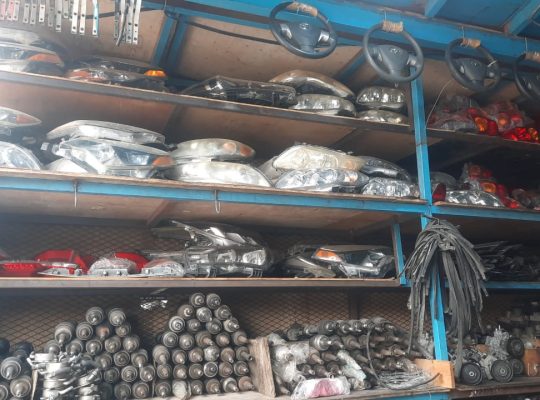 RUKN ALMIZAN USED TOYOTA CARS & SPARE PARTS TR. ( Used auto parts, Dealer, Sharjah spare parts Markets)