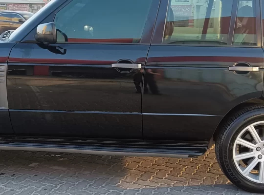 Range Rover Vogue V8 GCC M 2010