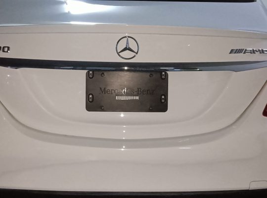Mercedes-Benz C300 AMG Luxury V4 2017/