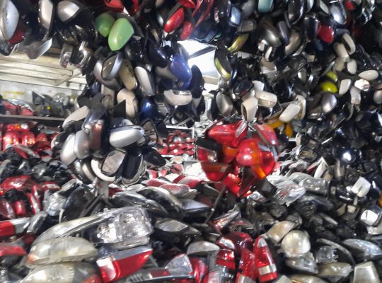 SHAH HUSSAIN USED HONDA,MAZDA,NISSAN,TOYOTA CARS & SPARE PARTS TR. ( Used auto parts, Dealer, Sharjah spare parts Markets)