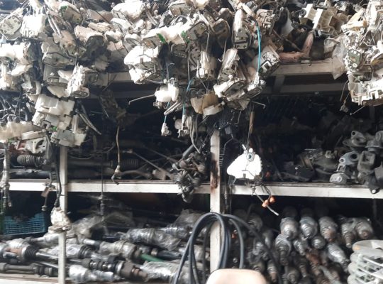 AHMAD FAWAD AUTO NISSAN TOYOTA SPARE PARTS TR. (Used auto parts, Dealer, Sharjah spare parts Markets)