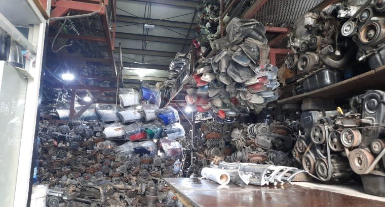 SAFEENAT AL SAHRA TOYOTA USED AUTO SPARE PARTS TR. (Used auto parts, Dealer, Sharjah spare parts Markets)