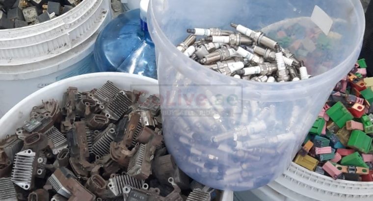 ANWAR AL QUSAIS USED BMW,FORD, HONDA, CARS & SPARE PARTS TR. (Used auto parts, Dealer, Sharjah spare parts Markets)