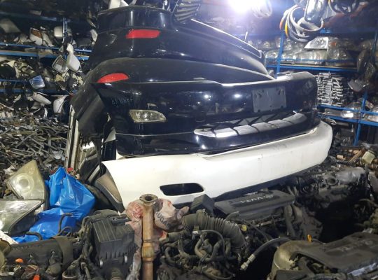 KAMRAN SAIF USED HONDA, LEXUS, TOYOTA CARS & SPARE PARTS (Used auto parts, Dealer, Sharjah spare parts Markets)