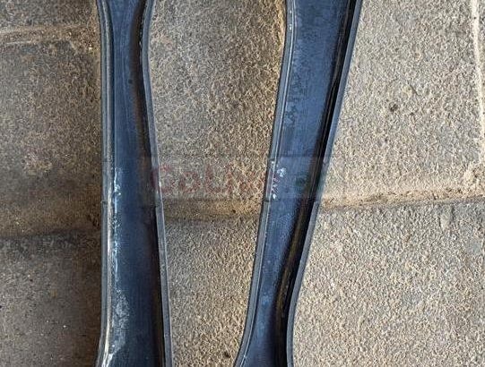 VOLKSWAGEN PASSAT 2006 TO 2010 REAR CONTROL ARM RIGHT & LEFT SUSPENSION ( Genuine Used VOLKSWAGEN Parts )