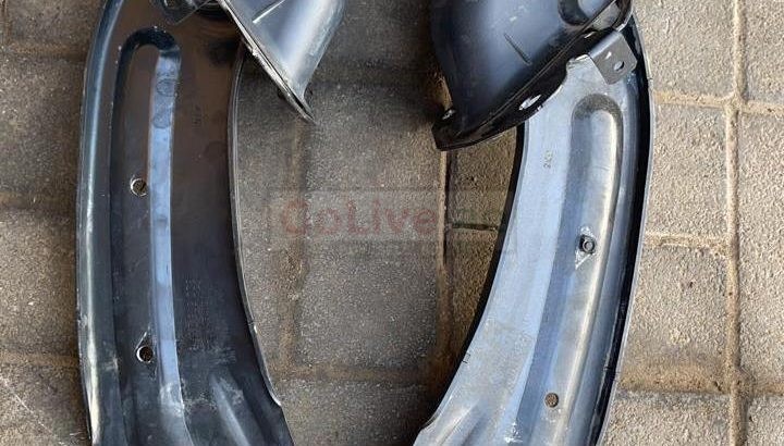 VOLKSWAGEN PASSAT AUDI PART # 3CO505226B / 3CO505225B Lower wishbone, rear right/left suspension ( Genuine Used VOLKSWAGEN Parts )