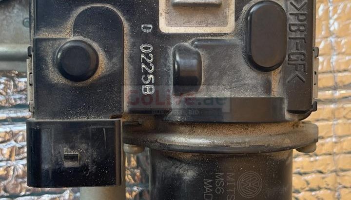 VOLKSWAGEN PASSAT 2010 FRONT WIPER LINKAGE AND MOTOR PART NO 3C1955023G ( Genuine Used VOLKSWAGEN Parts )