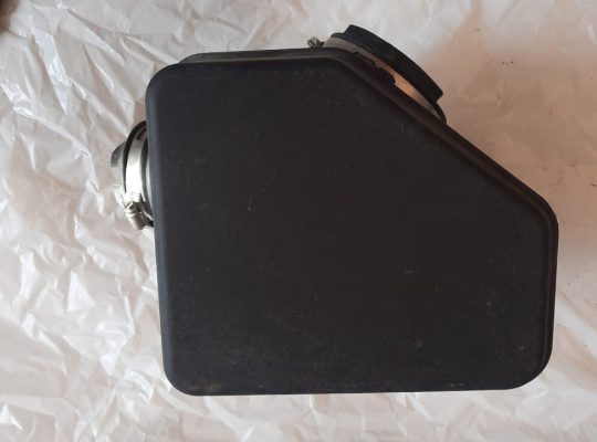 FORD EDGE 2014 LINCOLN MKX AIR CLEANER BOX PART NO BT439C662AG BT439F764AD BT439F805AD BT439A600AD ( Genuine Used FORD Parts )