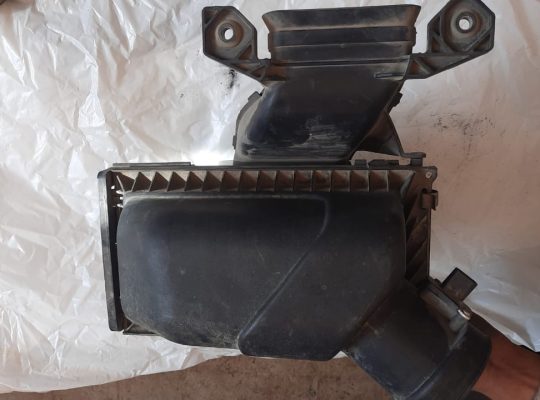 FORD EDGE 2014 LINCOLN MKX AIR CLEANER BOX PART NO BT439C662AG BT439F764AD BT439F805AD BT439A600AD ( Genuine Used FORD Parts )