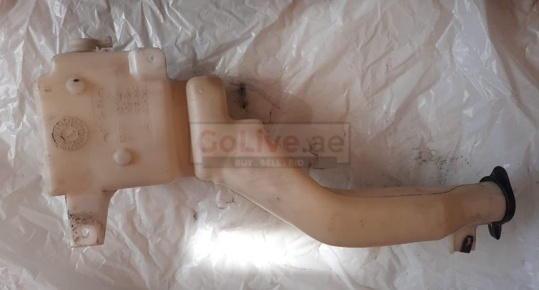 FORD EDGE 2014 LINCOLN MKX WINDSHIELD WASHER FLUID RESERVOIR TANK PART NO 7T4317B613AG ( Genuine Used FORD Parts )