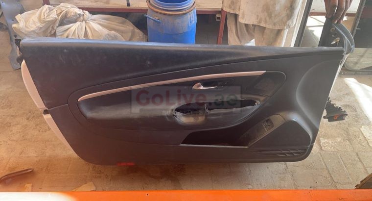 VOLKSWAGEN EOS 2009 FRONT LEFT SIDE DOOR ( Genuine Used VOLKSWAGEN Parts )
