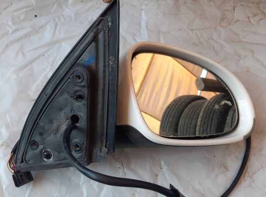 VOLKSWAGEN EOS 2007 2008 2009 FRONT RIGHT SIDE DOOR MIRROR PART NO 1Q1857502 ( Genuine Used VOLKSWAGEN Parts )