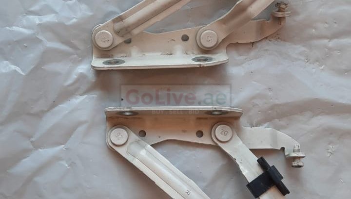VOLKSWAGEN EOS 2007 TO 2016 HOOD HINGES PART NO 1Q0823301C 1Q0823302C ( Genuine Used VOLKSWAGEN Parts )