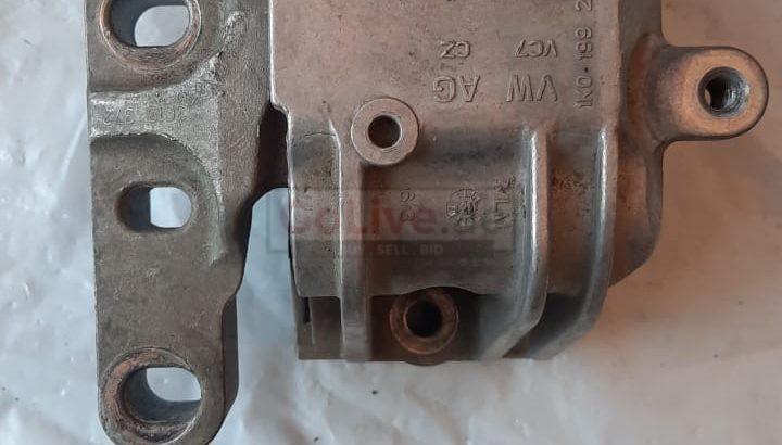 VOLKSWAGEN EOS 2009 GTI PASSAT BEETLE JETTA AUDI ENGINE MOUNT PART NO 1K0199262M ( Genuine Used VOLKSWAGON Parts )