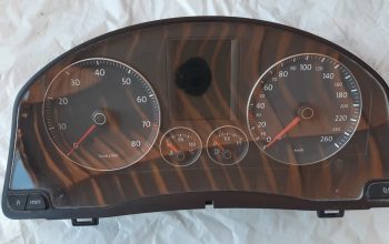 VOLKSWAGEN EOS 2008 2009 SPEEDOMETER KM PART NO 1K0035186AE 1Q0920874 ( Genuine Used VOLKSWAGON Parts )