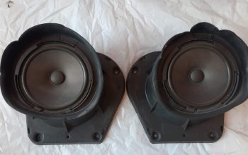 VOLKSWAGEN EOS 2009 REAR LEFT / RIGHT SIDE SPEAKERS PART NO 1Q0035241E / 1Q0035242E ( Genuine Used VOLKSWAGON Parts )