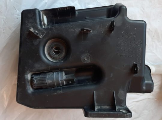VOLKSWAGEN EOS 2009 GOLF JETTA RAABIT AUDI Washer Fluid Reservoir PART NO 1K0955453S ( Genuine Used VOLKSWAGON Parts )