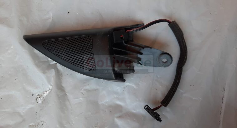 VOLKSWAGON EOS 2009 Front both door Tweeter Speaker W/ Grille PART NO 1Q0837994A 1Q0035411 ( Genuine Used VOLKSWAGON Parts )