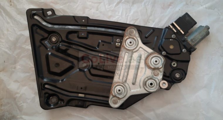 VOLKSWAGEN EOS 2009 REAR LEFT WINDOW MECHANISM PART NO 1Q0959703A 1Q0839401B ( Genuine Used VOLKSWAGON Parts )