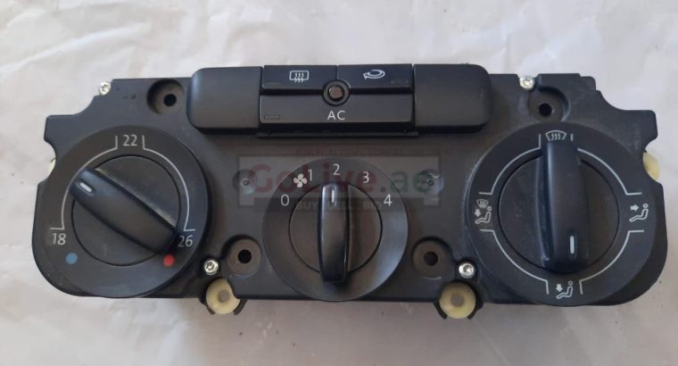 VOLKSWAGEN EOS 2009 VENTILATION AND HEATING FRONT CONTROL UNIT PART NO 1K0820047HB ( Genuine Used VOLKSWAGON Parts )