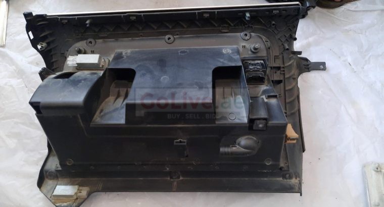 VOLKSWAGEN EOS 2009 GLOVE BOX PART NO 1K1857097 1K1857290 1K1857135 ( Genuine Used VOLKSWAGON Parts )